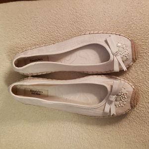 New Simply Vera Vera Wang Flats